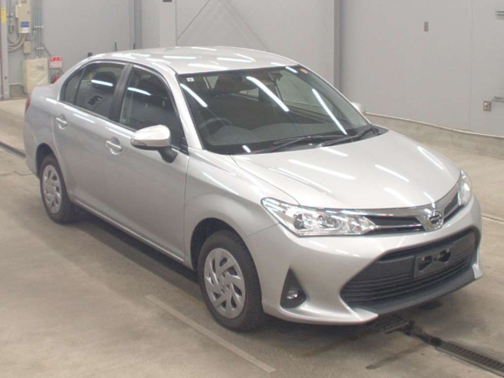 2021 Toyota Corolla Axio EX 4WD auction photo 5