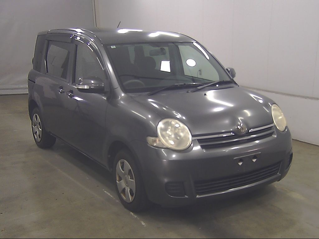 Japan Auction Vehicles 7 2008 Toyota Sienta X LTD auction photo
