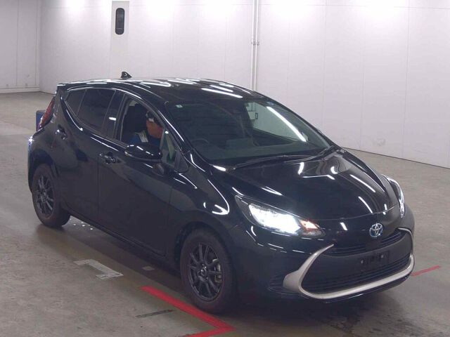 Japan Auction Vehicles 8 2025 Toyota Aqua G auction photo