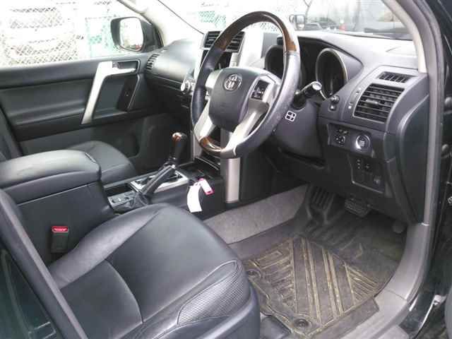 2012 Toyota Land Cruiser Prado 4WD TX Lパッケージ auction photo 3
