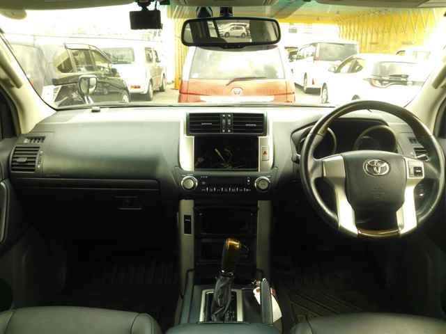 2012 Toyota Land Cruiser Prado 4WD TX Lパッケージ auction photo 8