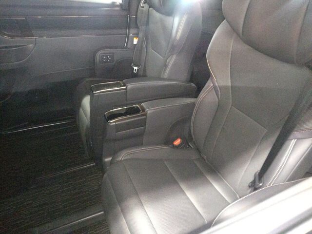 2023 Toyota Alphard Z auction photo 6