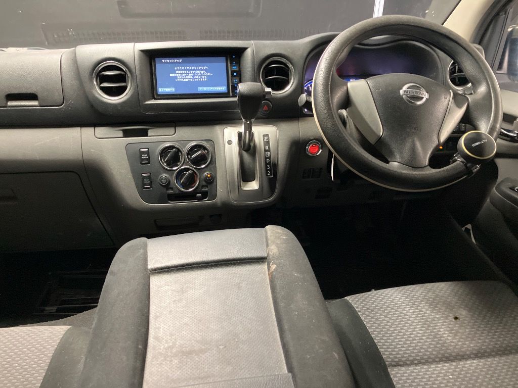 2017 Nissan NV350 Caravan プレミアムGX エマージェンシーブレーキパッケージ auction photo 3