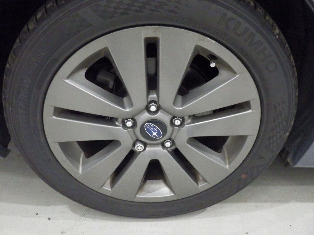 2016 Subaru Levorg 1.6GT EyeSight Proud Edition auction photo 9