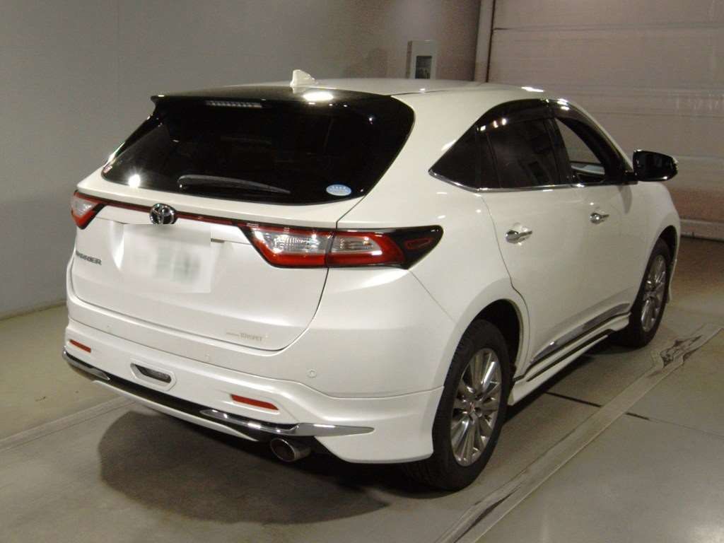 2019 Toyota Harrier Premium 4WD auction photo 2