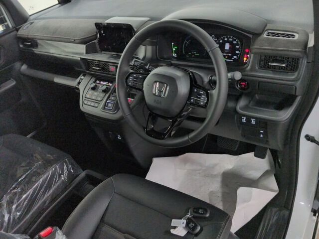 2026 Honda Stepwgn EHEV PL Black E auction photo 3