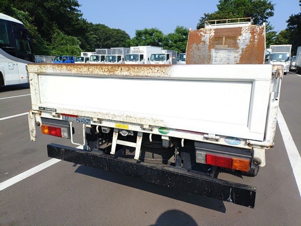 2021 Mitsubishi Fuso Canter auction photo 24