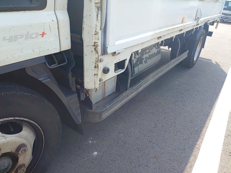 2021 Mitsubishi Fuso Canter auction photo 31
