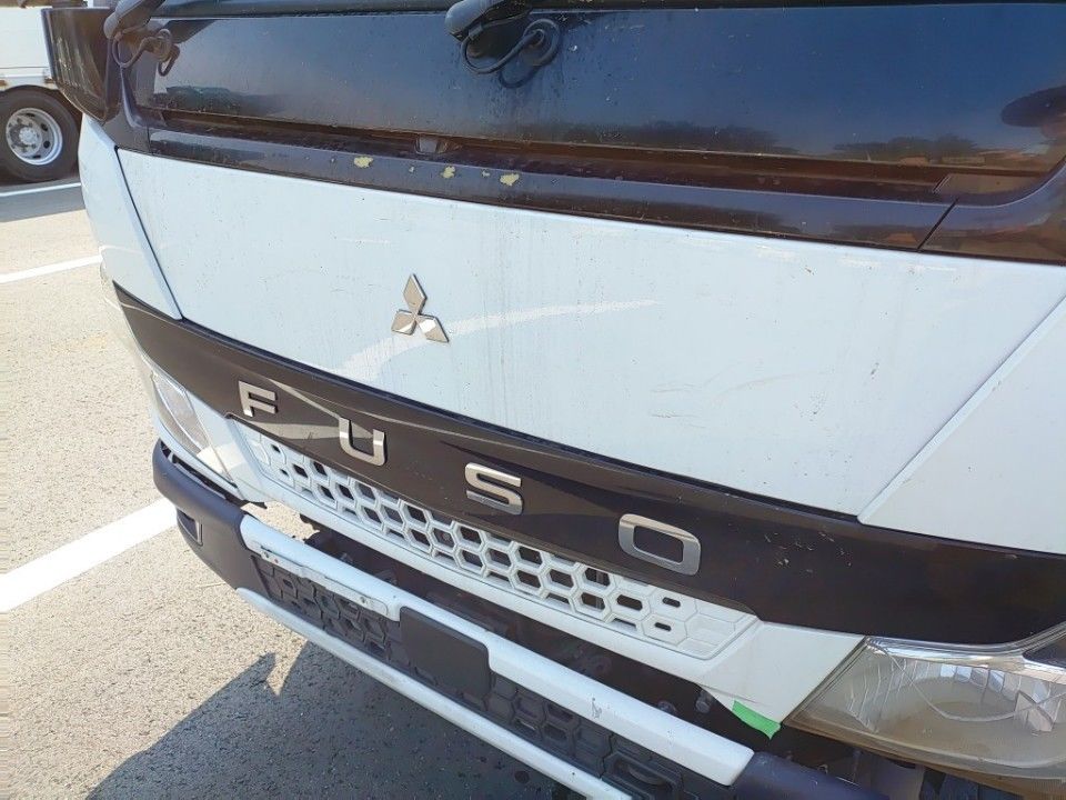 2021 Mitsubishi Fuso Canter auction photo 19