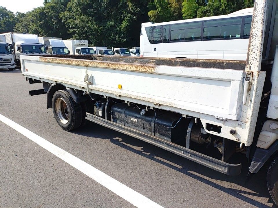 2021 Mitsubishi Fuso Canter auction photo 23