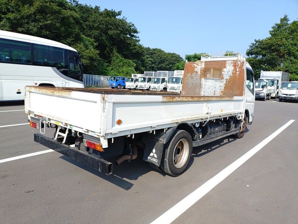 2021 Mitsubishi Fuso Canter auction photo 2