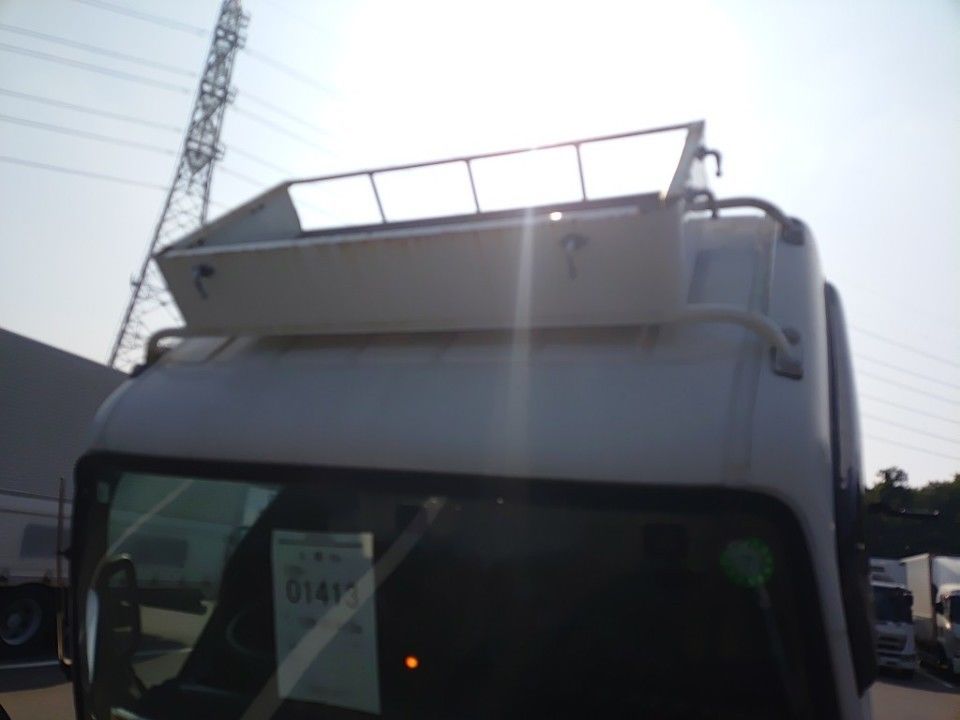 2021 Mitsubishi Fuso Canter auction photo 7