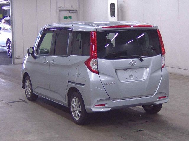 2025 Toyota Roomy G-T auction photo 2