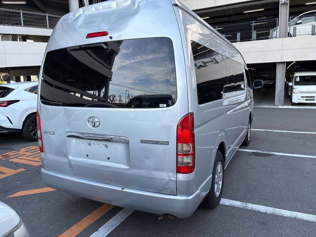 2008 Toyota Hiace グランドキャビン 4WD auction photo 2