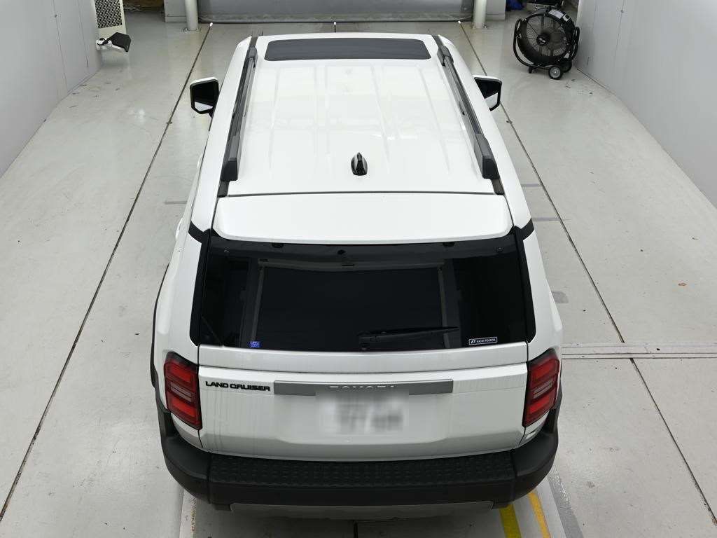 2025 Toyota Land Cruiser 250 VX 4WD auction photo 8
