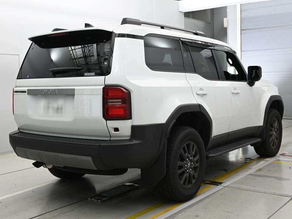 2025 Toyota Land Cruiser 250 VX 4WD auction photo 2