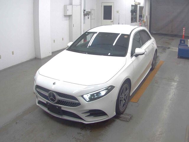 2021 Mercedes-Benz A-Class A180スタイルAMGライ auction photo 4