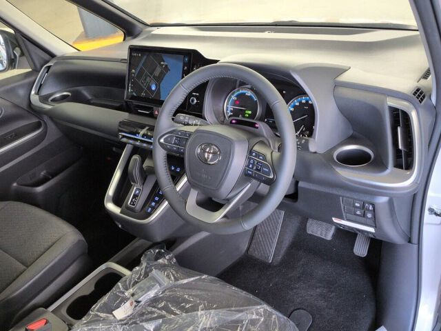 2025 Toyota Noah HV G Type 1 1 May auction photo 3
