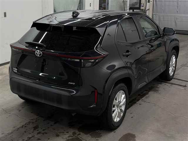 2023 Toyota Yaris Cross G 4WD auction photo 5