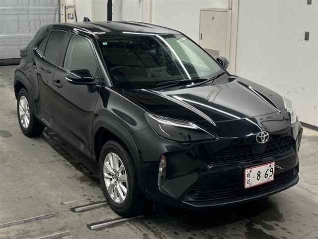 Japan Auction Vehicles 10 2023 Toyota Yaris Cross G 4WD auction photo