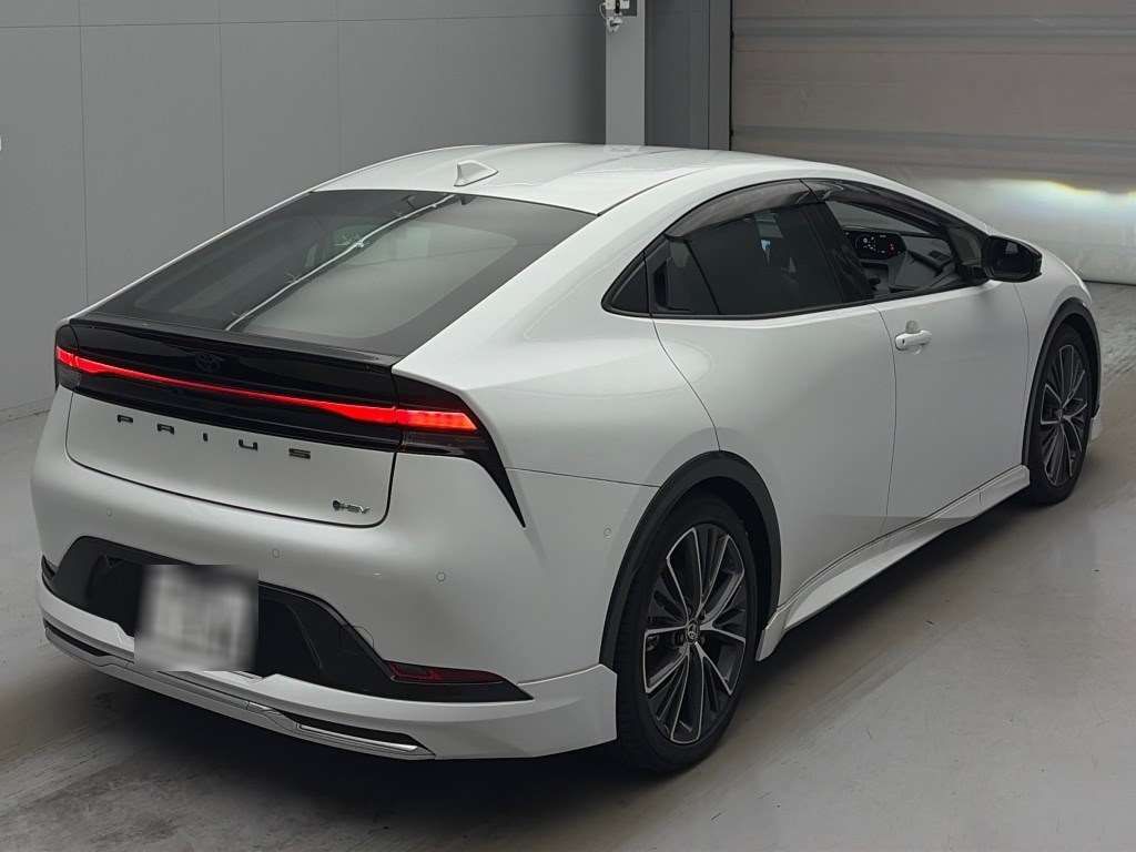 2024 Toyota Prius Z auction photo 2