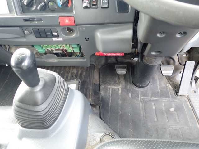 2016 Isuzu Elf 2.95t 冷凍 auction photo 11