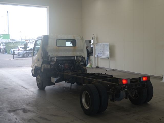 2007 Toyota Dyna シャーシ auction photo 2