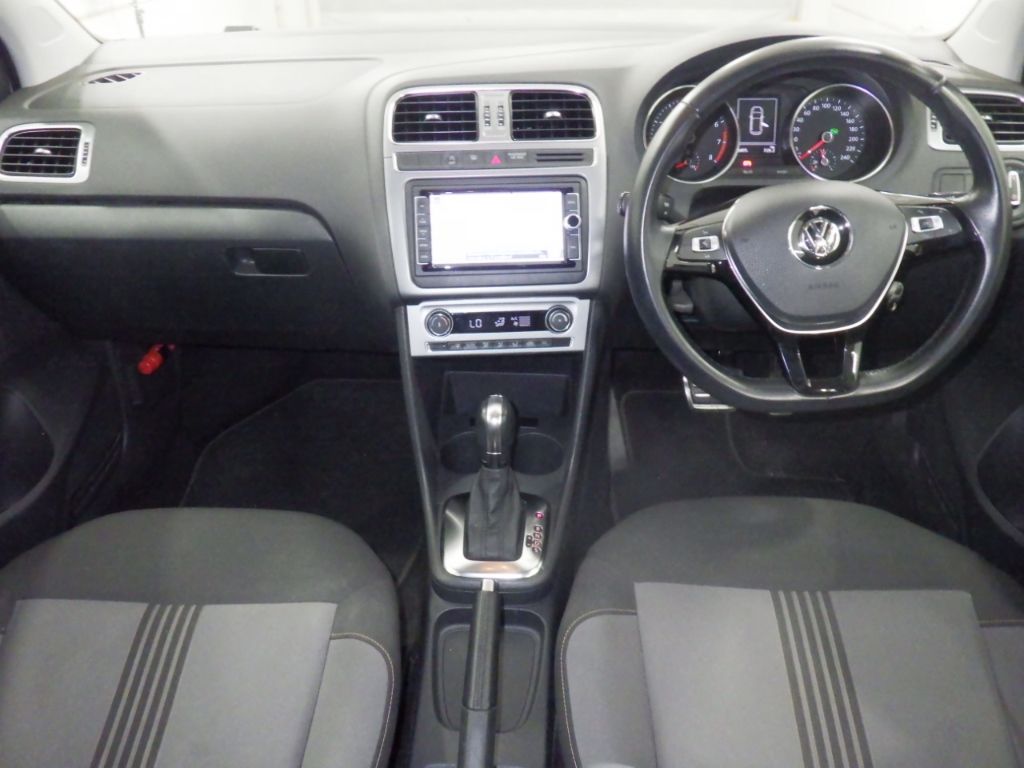 2016 Volkswagen ポロ 5HB オールスター auction photo 3