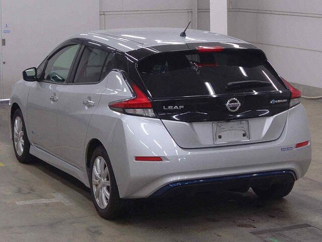 2018 Nissan Leaf S auction photo 2