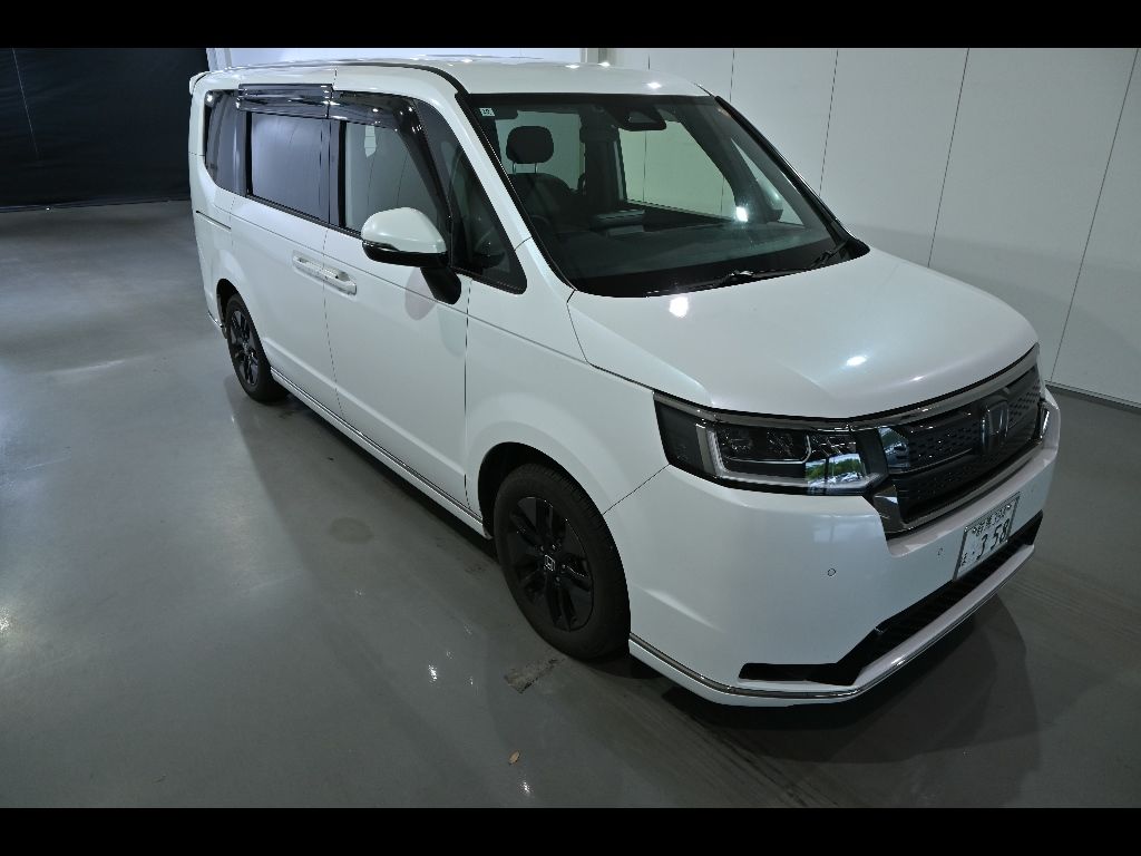 2022 Honda Stepwgn 4WD 7 Japan auction vehicle