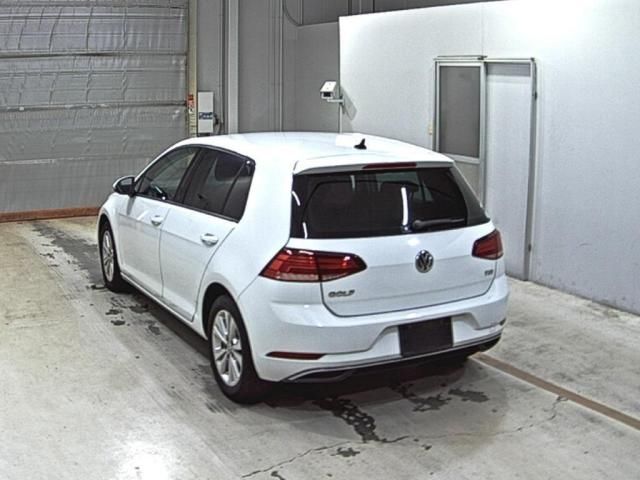 2017 Volkswagen ゴルフ TSIコンフォートライン auction photo 2