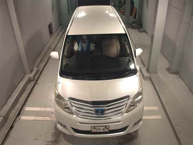 2013 Toyota Alphard 4WD ハイブリッドX auction photo 6