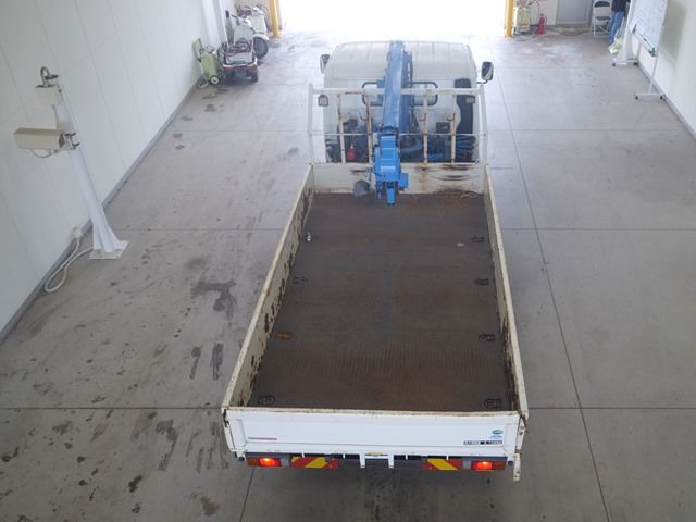 2017 Mitsubishi Fuso Canter Flat crane, 3-stage auction photo 3