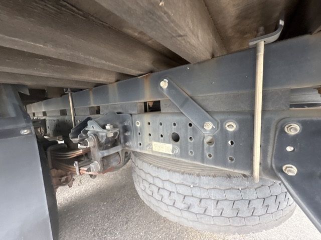 2017 Mitsubishi Fuso Canter Flat crane, 3-stage auction photo 14