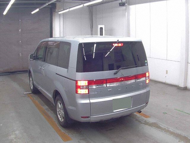2015 Mitsubishi Delica D:5 M auction photo 2