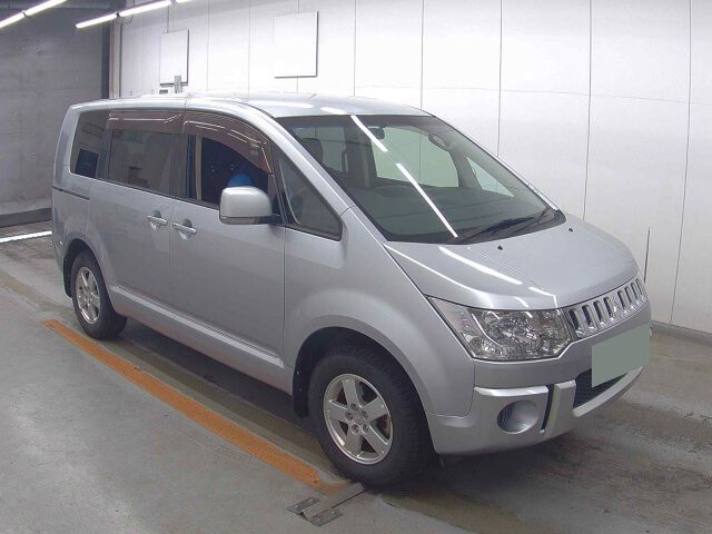 2015 Mitsubishi Delica D:5 M Japan auction vehicle