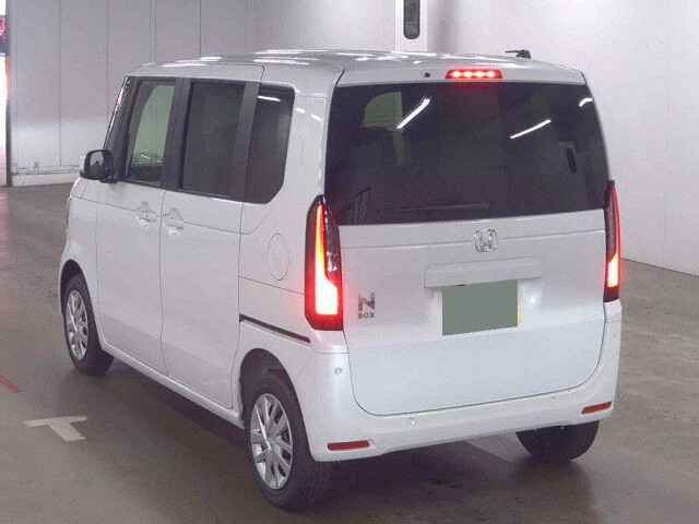 2026 Honda N-BOX Base grade 4WD auction photo 2