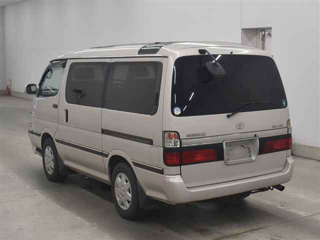 2004 Toyota Hiace Super Custom G auction photo 2