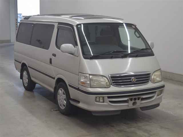 2004 Toyota Hiace Super Custom G Japan auction vehicle