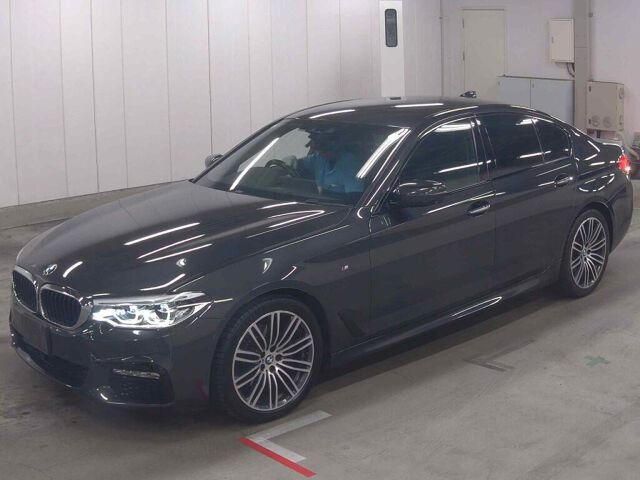 2017 BMW 5 Series 523D M Sport auction photo 4