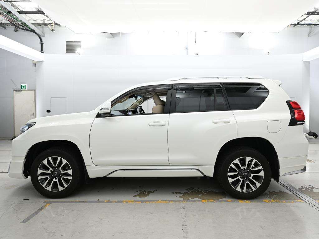 2023 Toyota Land Cruiser Prado TX Lパッケージ 4WD auction photo 4