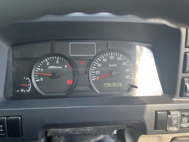 2009 Isuzu Elf ボトルバン auction photo 7