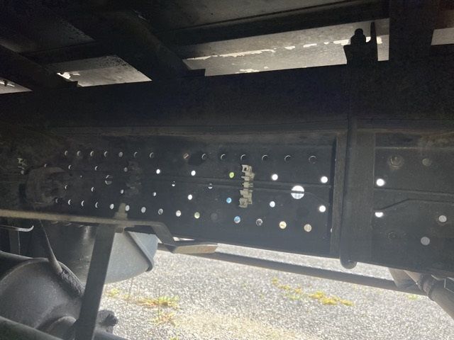 2009 Isuzu Elf ボトルバン auction photo 18
