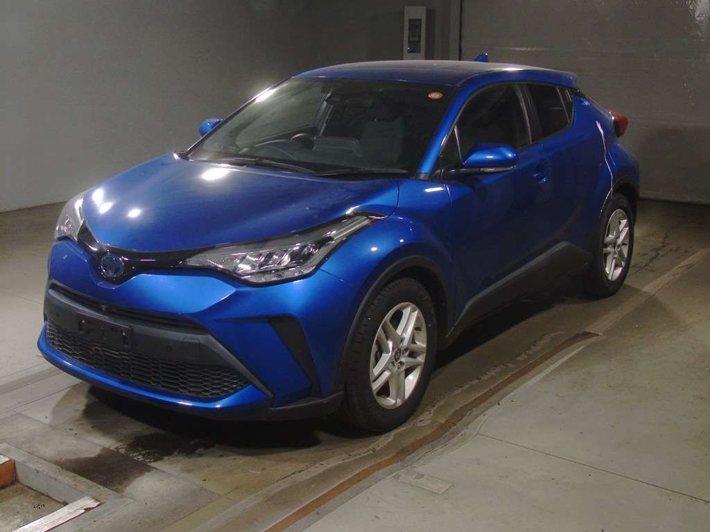 Japan Auction Vehicles 4 2022 Toyota C-HR S auction photo