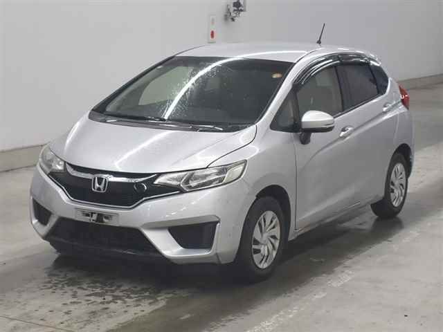2016 Honda Fit 13G・Fパッケージ auction photo 4