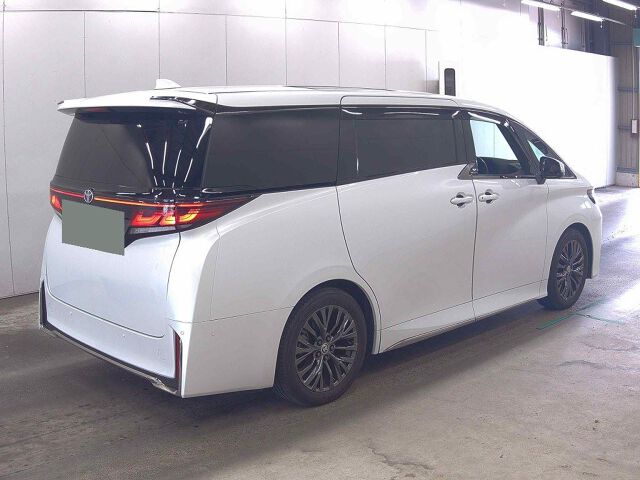 2024 Toyota Vellfire Z Premier auction photo 5