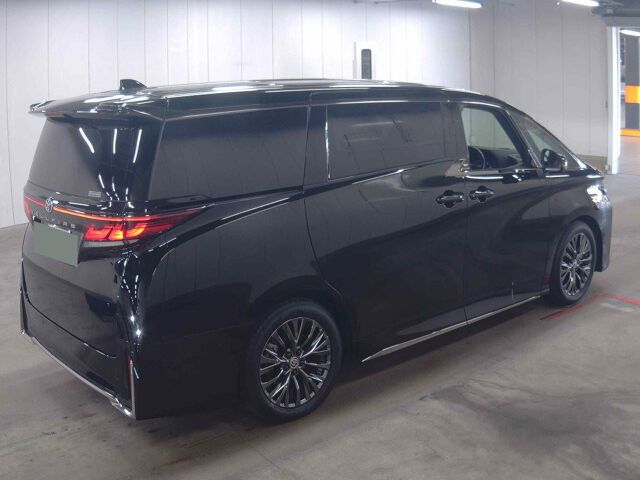2025 Toyota Vellfire Z Premier auction photo 5
