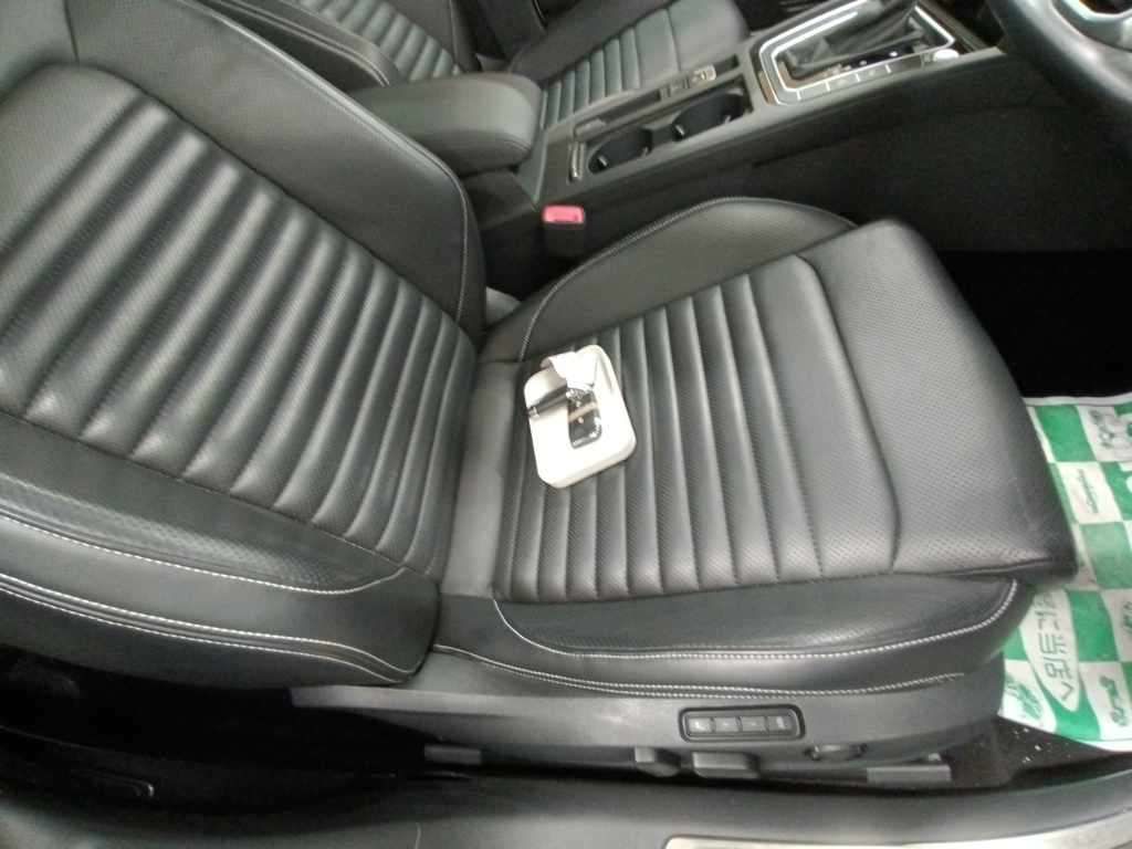 2021 Volkswagen VW パサートヴァリアント TDI Elegance Advance auction photo 10