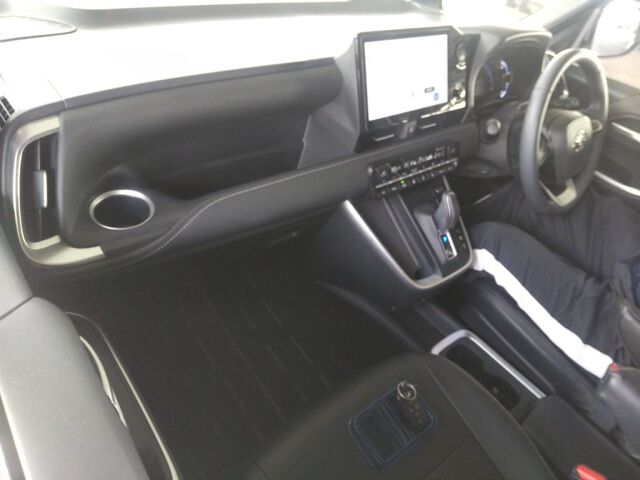 2025 Toyota Noah ハイブリッドS-Z auction photo 3