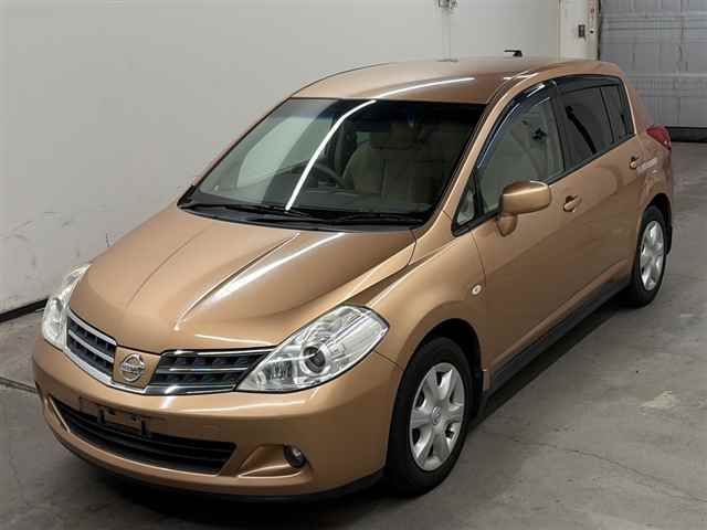 2010 Nissan ティーダ 15G auction photo 4